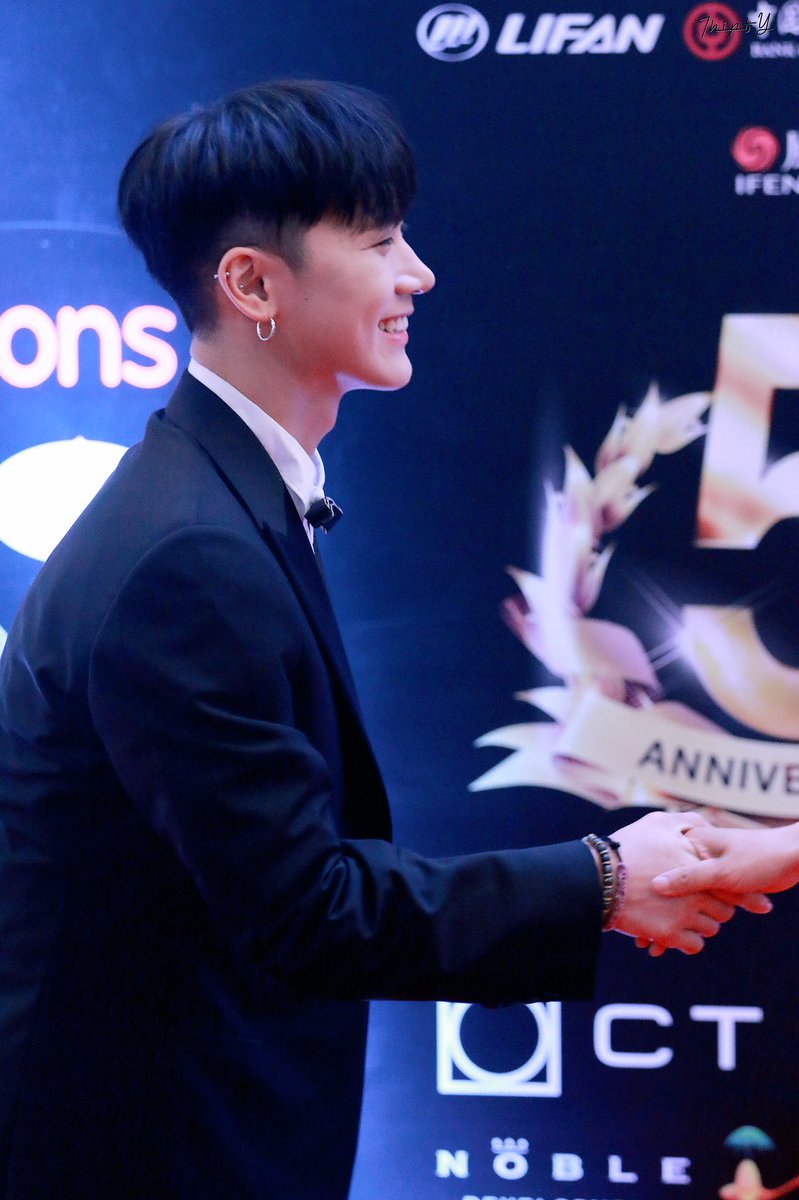 17-07-03 TEN #เตนล์ #TEN #Personoftheyear_TEN #thailandheadlines