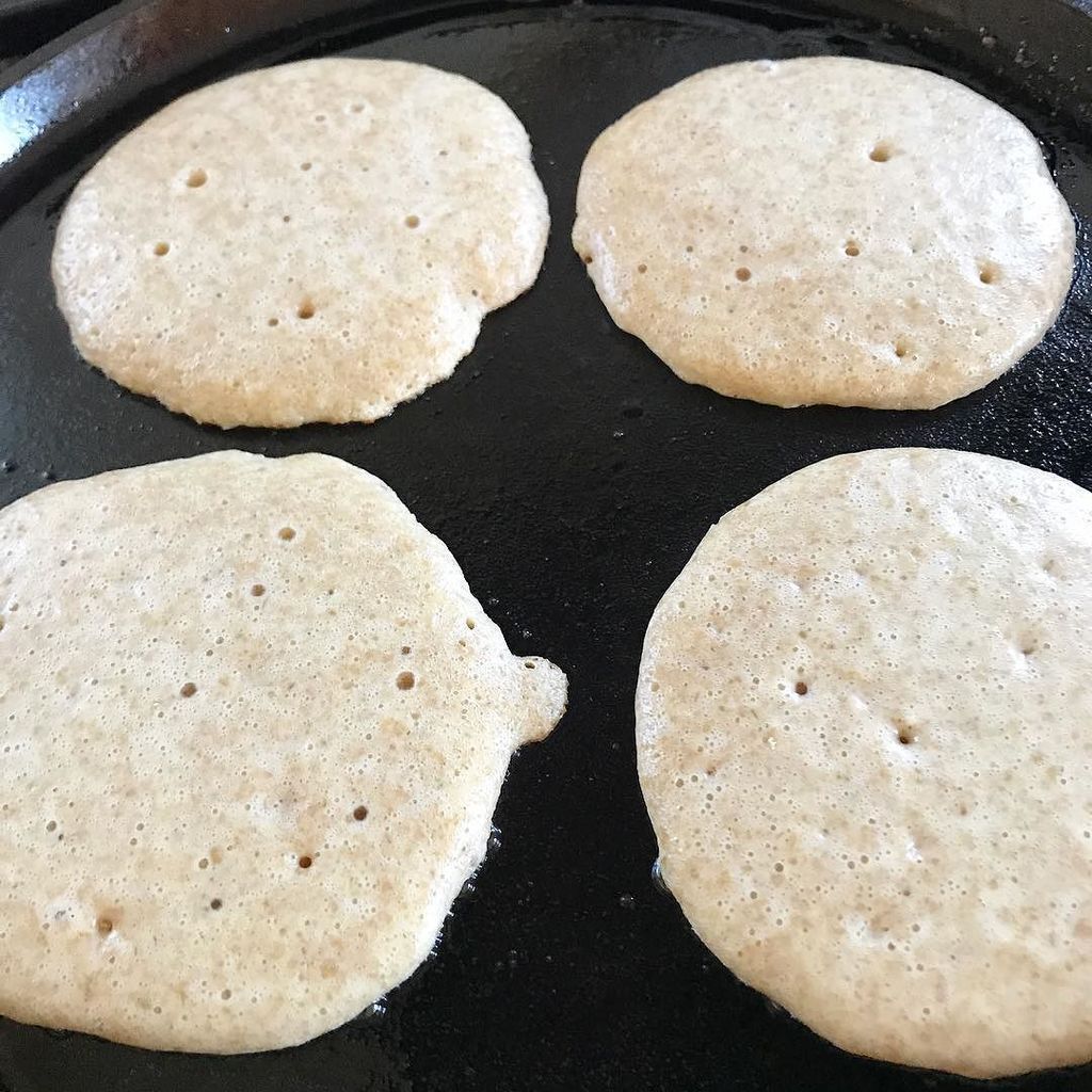 stevenboss's tweet photo. Einkorn pancakes from an @breadtopia mix. They taste so good. #einkorn #einkornflour #ancientwheat #breadtopia #pa… https://t.co/5NEYeLV73P https://t.co/MCfr7h5lcJ
