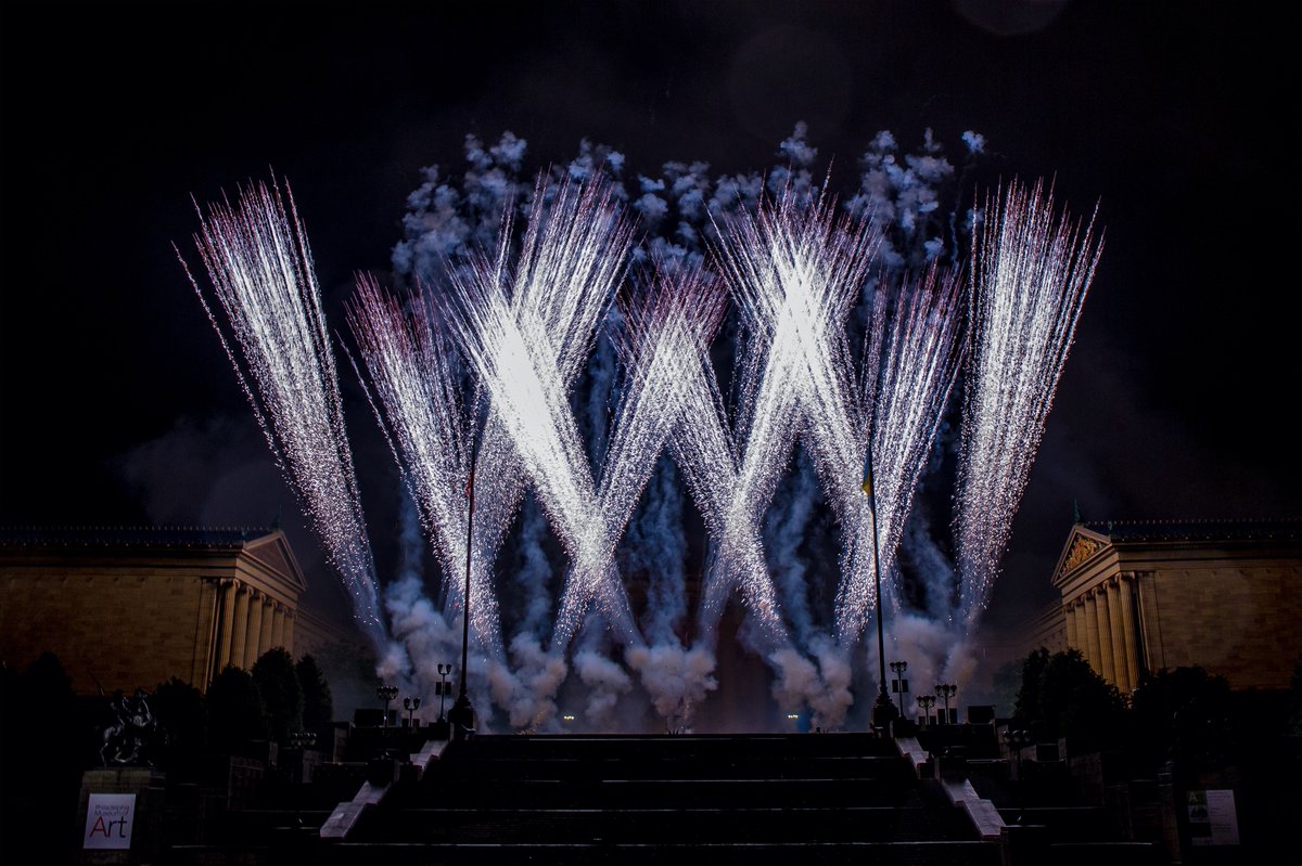 PhillyMCAAA's tweet image. On #July4thPhilly, celebrate in America's birthplace with parades, a Party on the Parkway &amp;amp; more: bit.ly/1rpqFp5