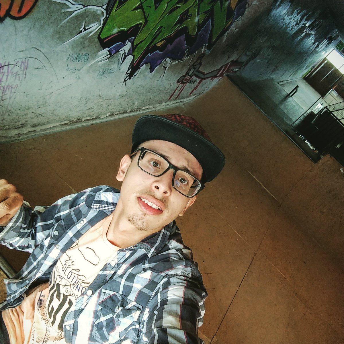 cessar222's tweet image. #NewProfilePic