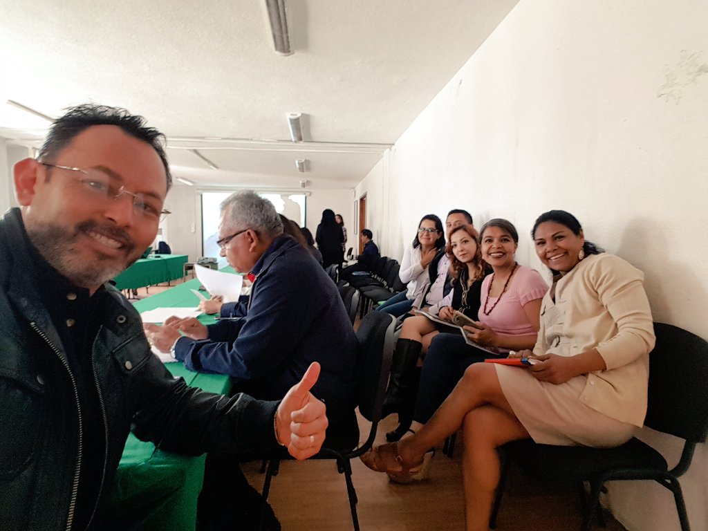 hectorochoapueb's tweet photo. Reunión de Estructura de la SAGARPA Delegación Puebla. Detalles y propuestas que al conocerlas nos permiten ser mejores. Atendiendo al Campo https://t.co/PBTLKiJnPj