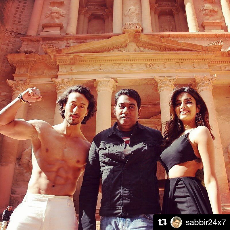 TigerrRules's tweet photo. RT- @sabbir24x7 Thank you for the love ... racing to 6 million @iTIGERSHROFF @nidhhiagerwal #MunnaMichael #lovesong #pyaarho @eros_now https://t.co/gwiLvntyeJ
