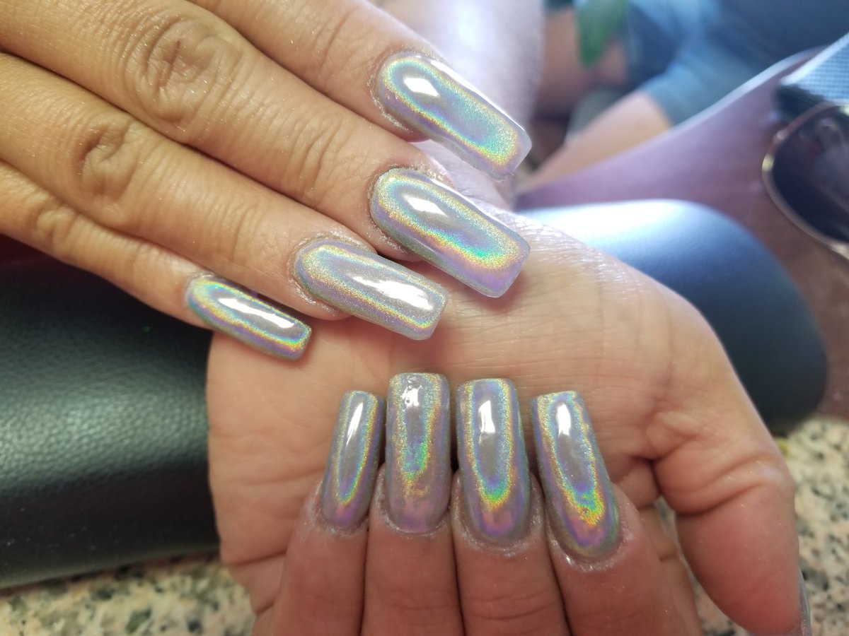nailonator's tweet photo. #holographicnails #unicornnails #nailonator #acrylics #nailporn #longacrylics https://t.co/XP3oeE57Re