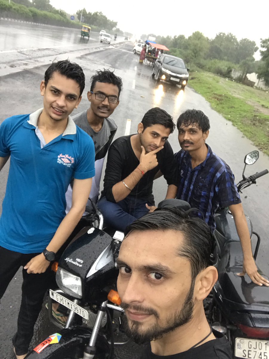 iSoft_ITsol's tweet photo. My Team.. iSoft Family #developers #team #isoftitsolutions #appdeveloper #webdeveloper https://t.co/zuenRdwDTL