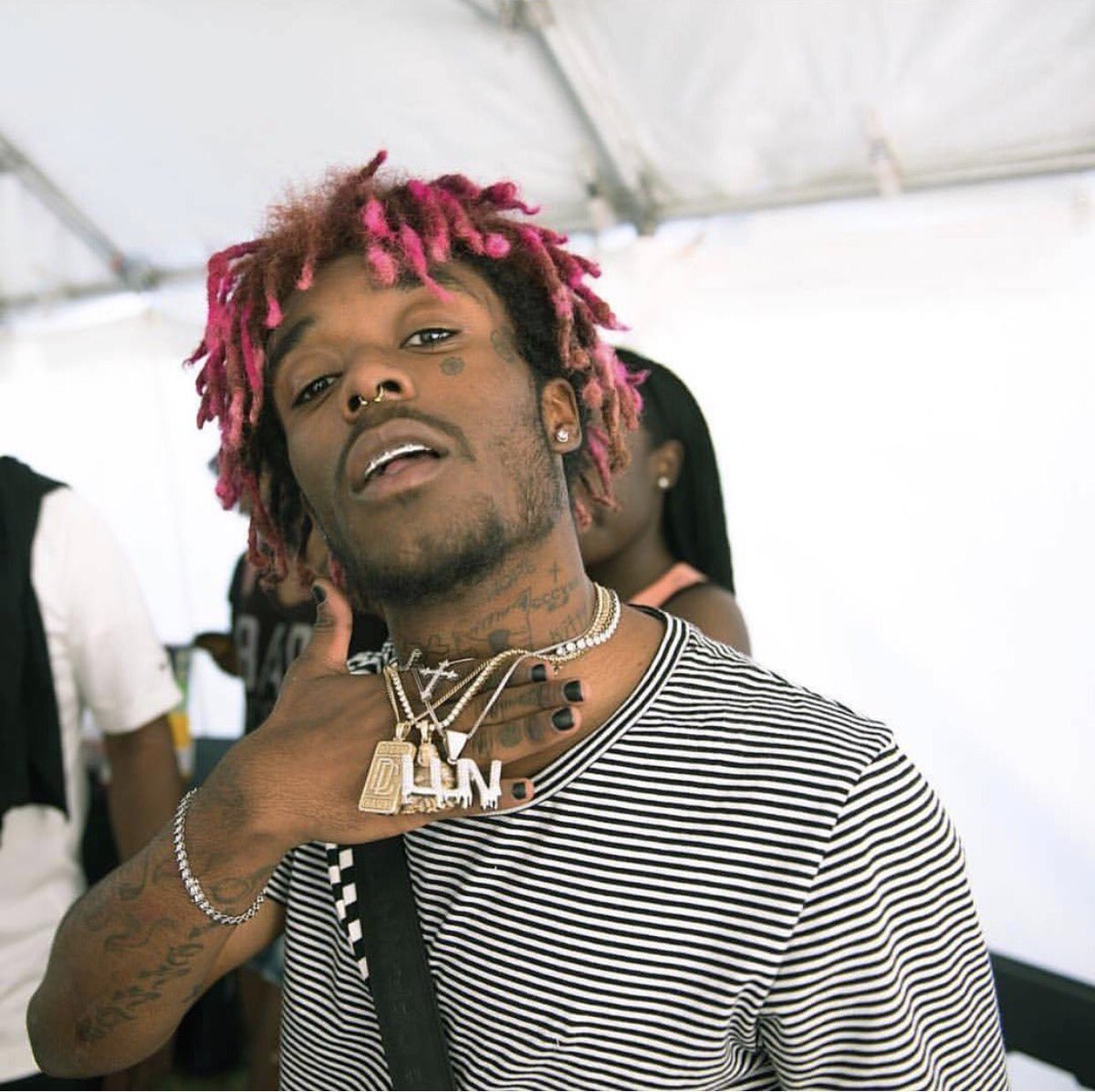 notyoucarti's tweet photo. "who needs to stop playing and drop their album already?" 
#LilUziVert #LuvIsRage2 https://t.co/QC25zef5VO