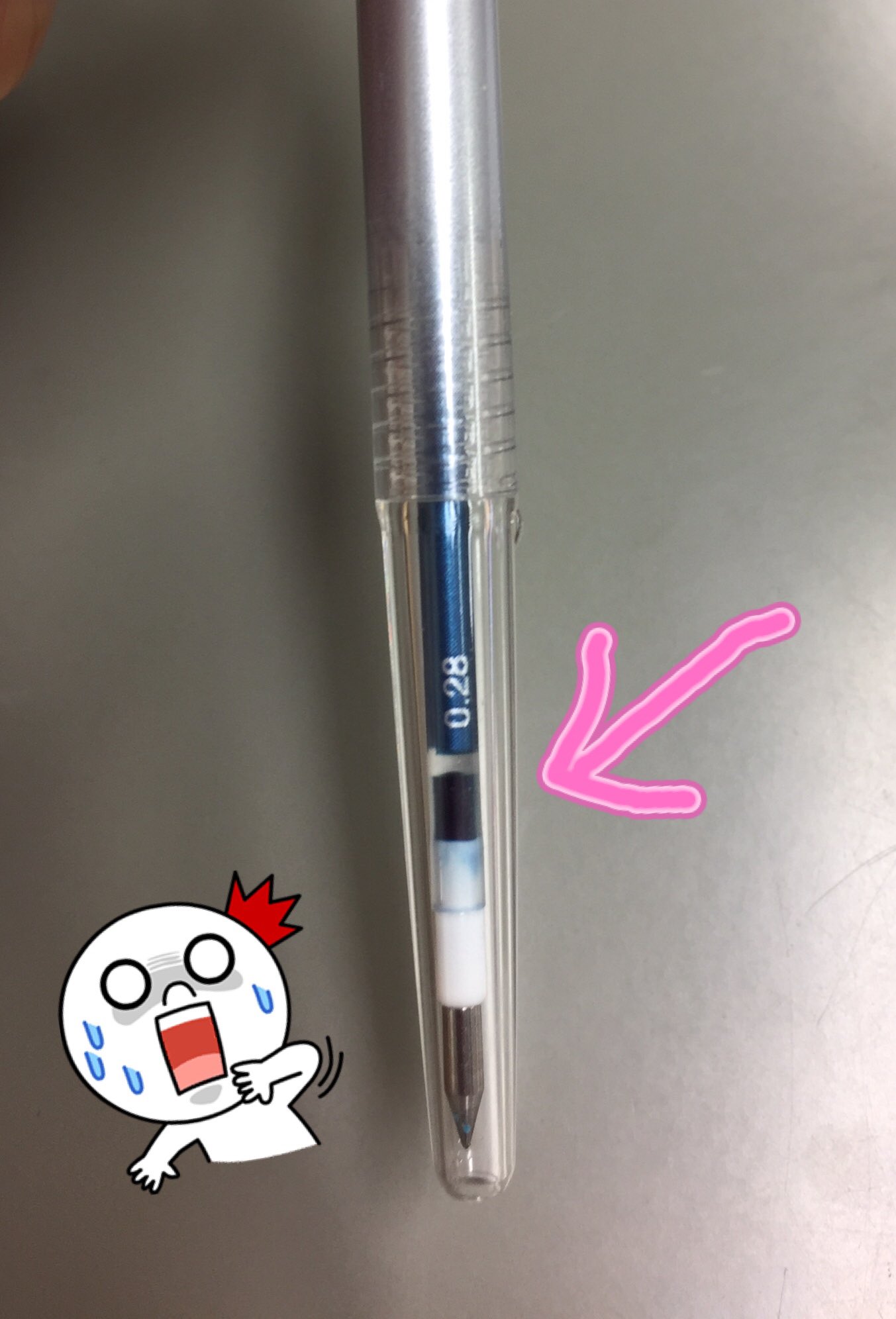 Carol Camino Style Fitの単色ゲルインクボールペンノック式を愛用しておりますが インク切れが直前に判明する という仕様に毎度ドキドキします おかげで予備買っちゃう小心者の自分がいますよ うまい商売ですね 三菱鉛筆さん Stylefit T