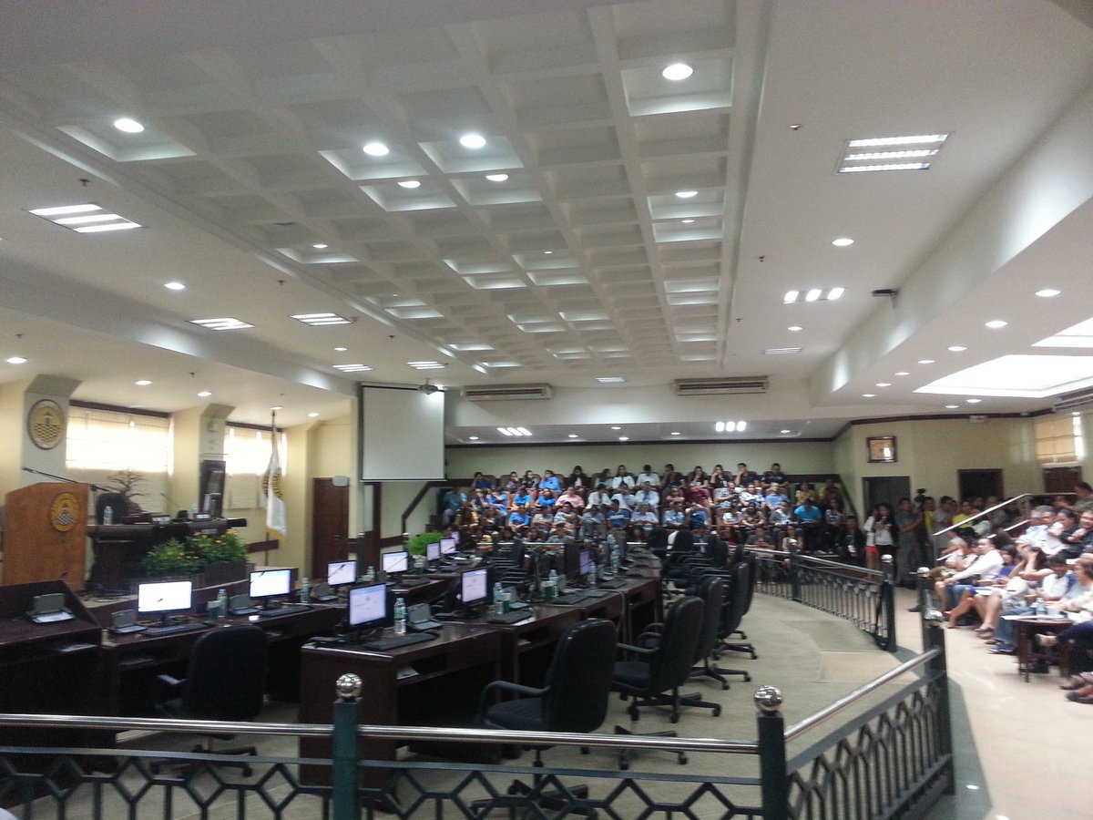 RazelCuizon's tweet photo. Look: Inaugural session of the 14th Sangguniang Panlungsod of Cebu City is about to start. @sunstarcebu https://t.co/TLpeX3Ea55