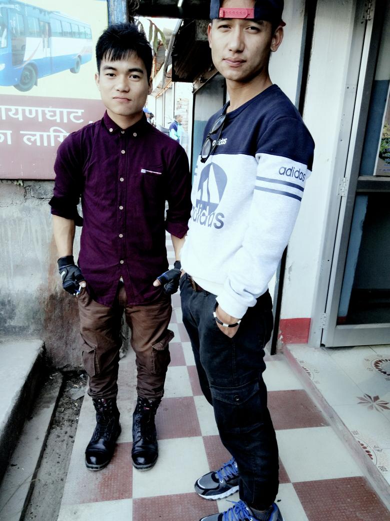 bibek_khimdung's tweet photo. 💕💕हामी दाजु भाइ को जोडि कस्तो छ,...!!✌✌✌✌💕💕 https://t.co/k7q1Efrg3d
