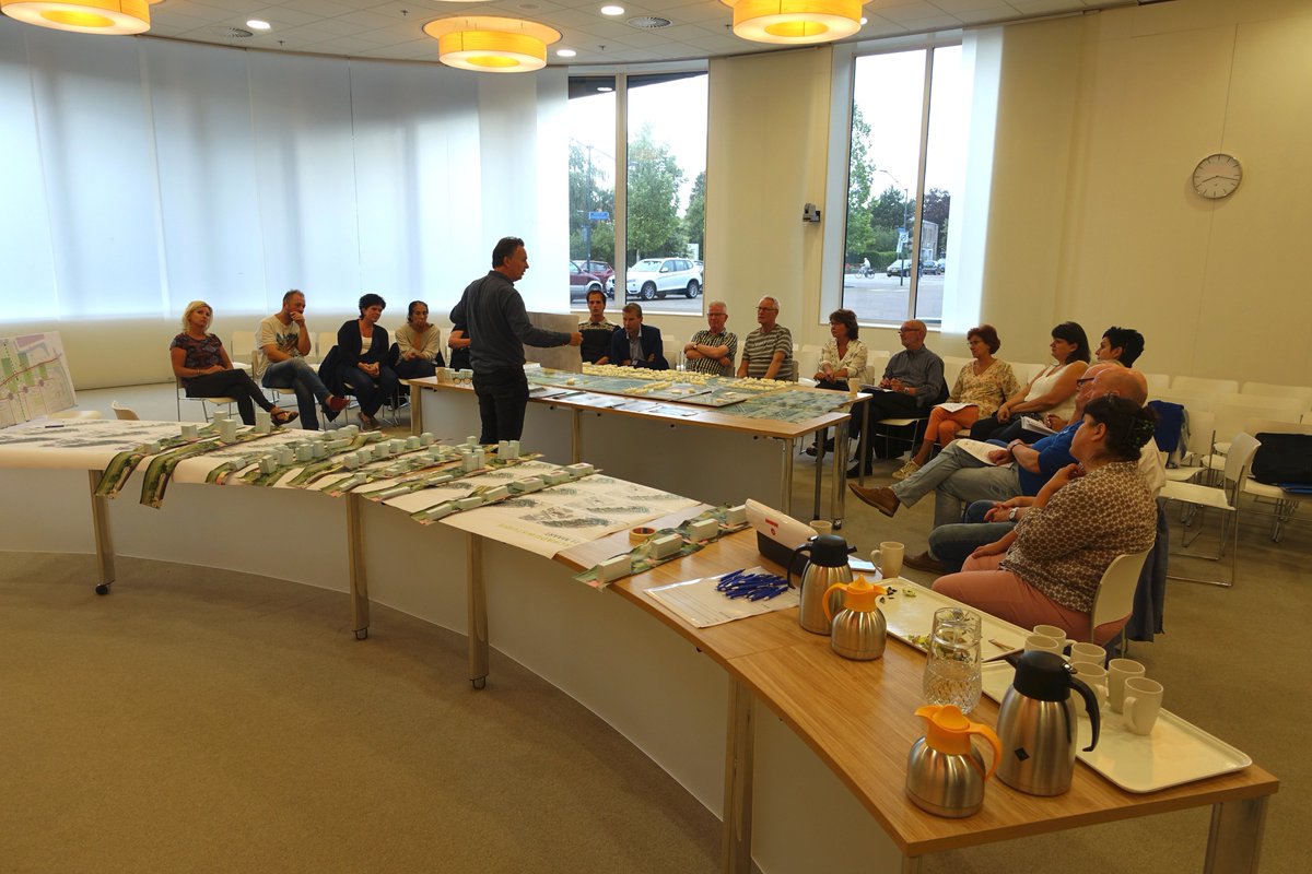 Klankbordgroep spreekt zich uit over voorgestelde modellen aan de Debora Bakelaan #Heemskerk <a href="/WoMreactie/">WOONopMAAT</a> <a href="/gem_heemskerk/">Gemeente Heemskerk</a>