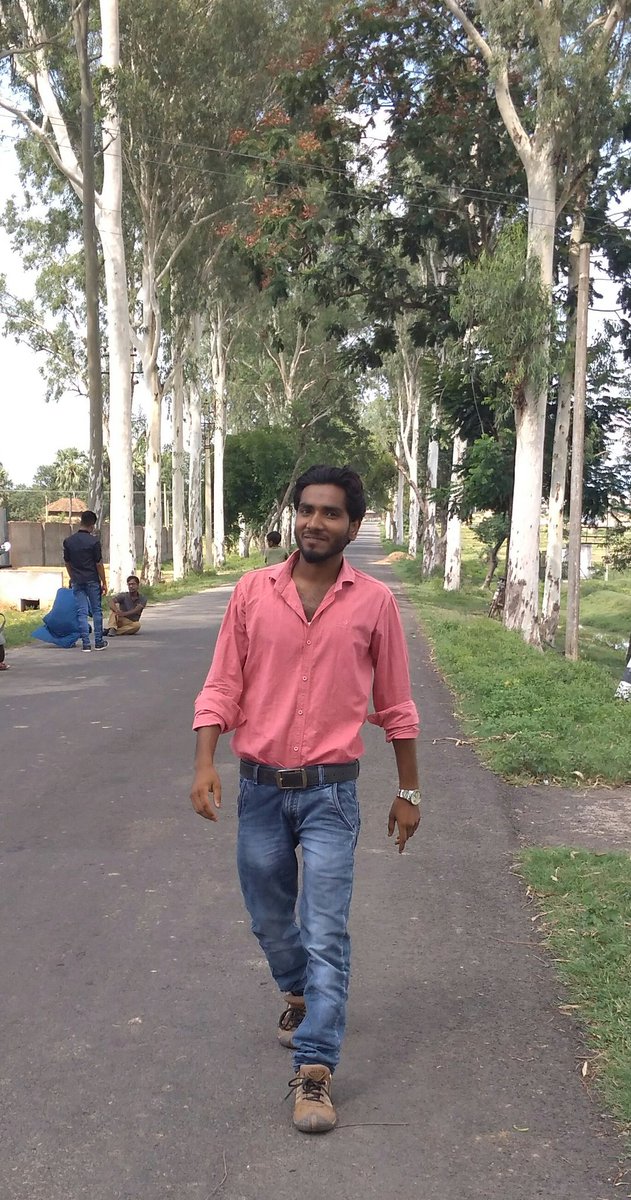 SayemAkhtar2's tweet photo. Walking in my life lifestyle... https://t.co/XuSGQaReNm