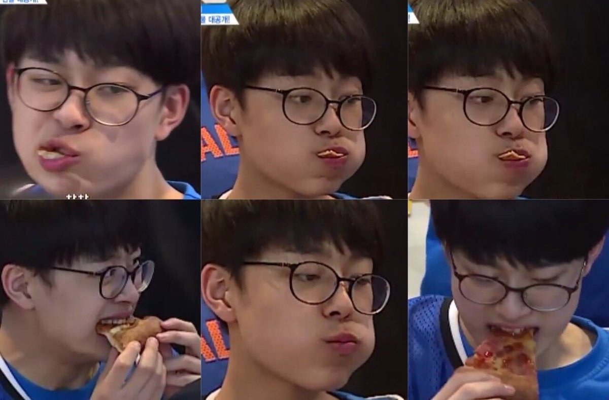 sandsseine's tweet image. ขำเจี๊ยบ น้องบอกว่าพ่อน้องถามตลอดว่า 'รู้มั้ยว่าพ่อหมดเงินไปเท่าไหร่กับค่าอาหาร' ส่วนแม่ก็ถามว่า 'ลูกรู้มั้ยว่าตัวเองเปิดตู้เย็นวันละกี่รอบ'