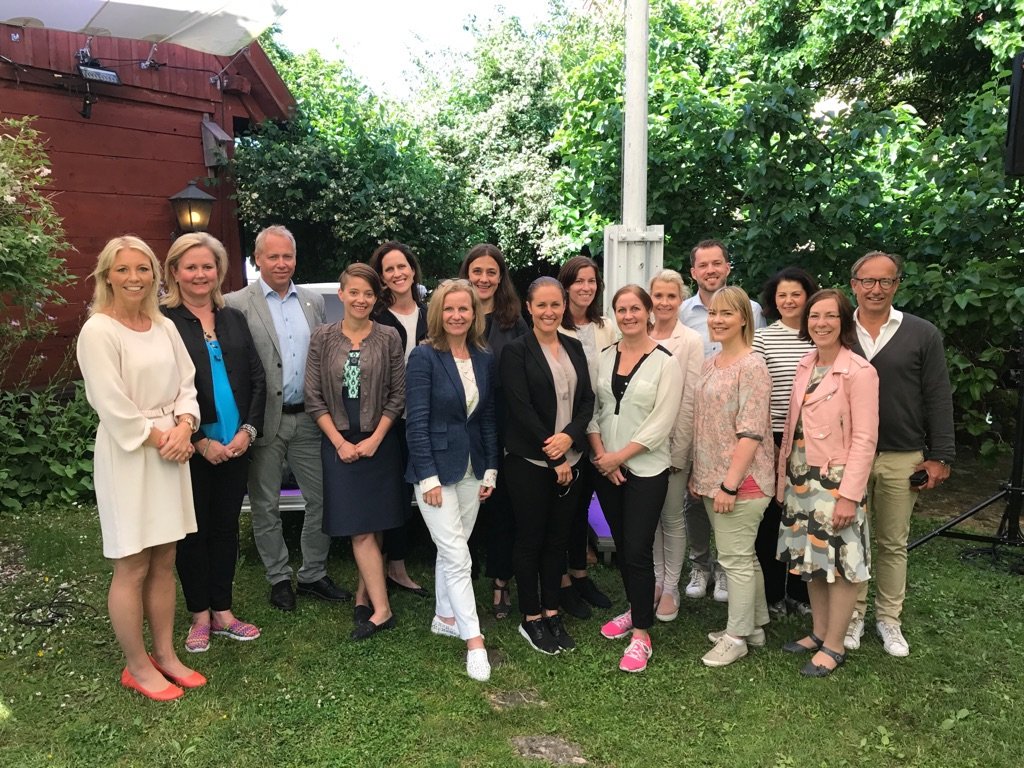 Samtal pågår mellan civilsamhälle, näringsliv och politiker om barn på nätet! #almedalen #KidsLifeOnline #TeliaChildrenOnline