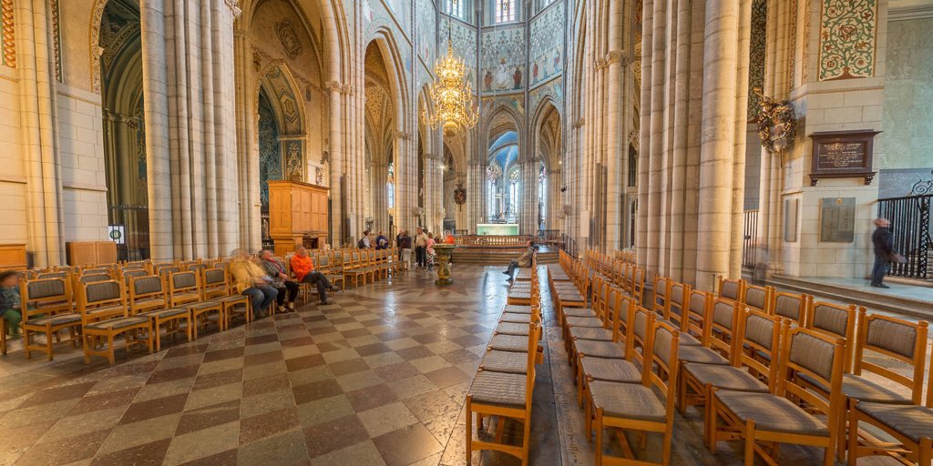 pretourguide's tweet photo. #Uppsala_Cathedral is ⛪️ located between the #Uppsala_University #Main_Building and the #River 🗺 #Fyris in the centre of #Uppsala #Sweden 🇸🇪 https://t.co/wdmTmXEnZQ