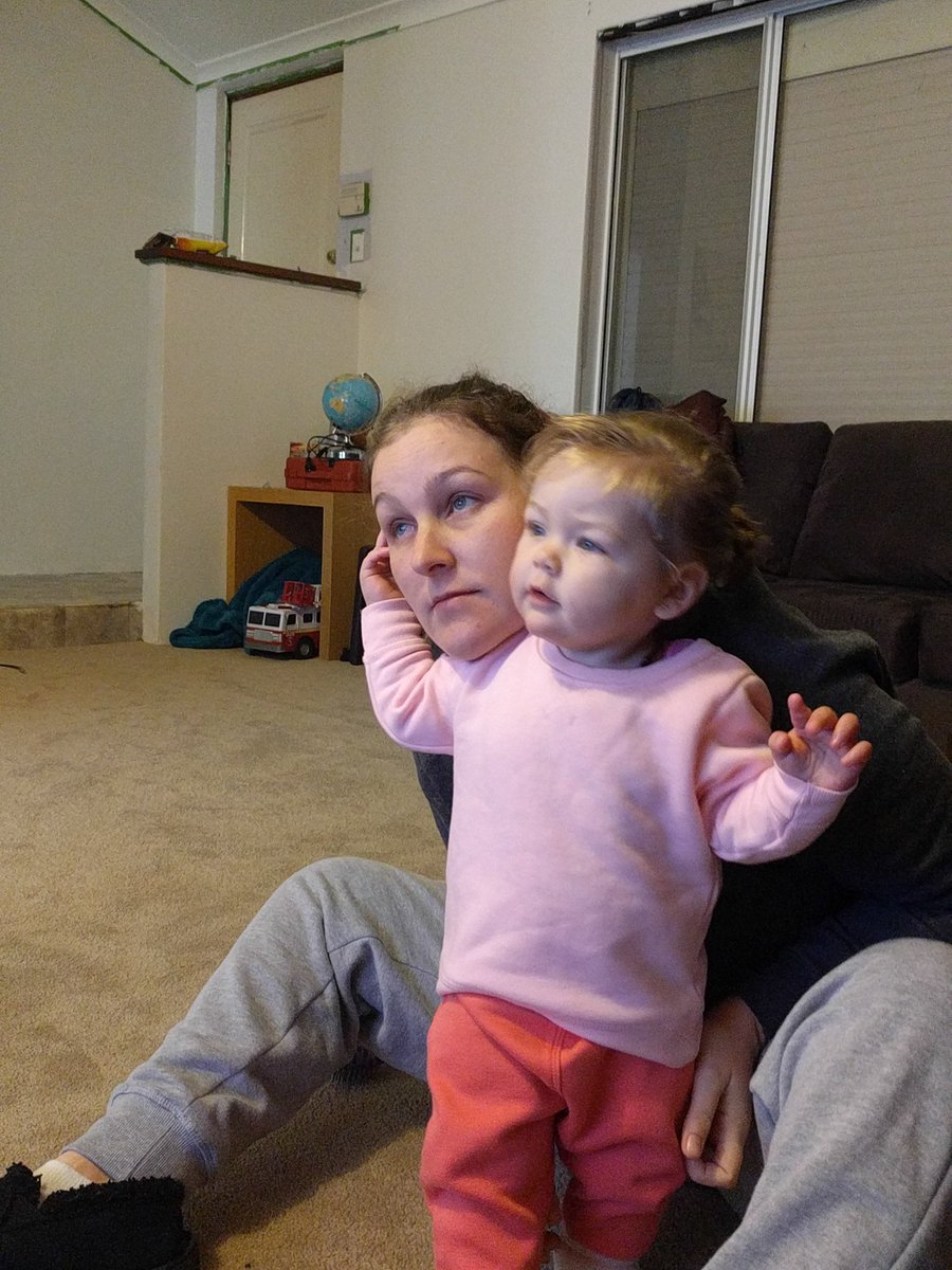 KLN_Developer's tweet photo. Two of my Darlings. #familytime  #dayoff https://t.co/GBzQhtYFYq