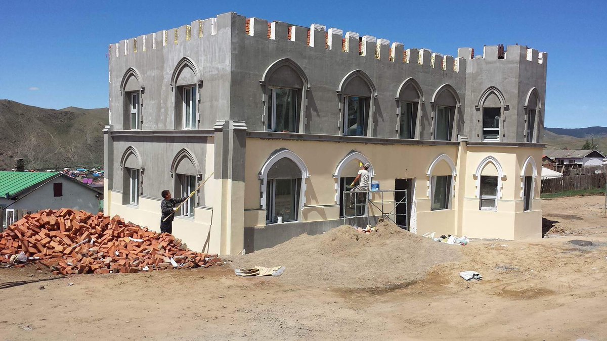 Саяхан хүртэл энэ бүхэн чинь мөрөөдөл байлаа шүү дээ