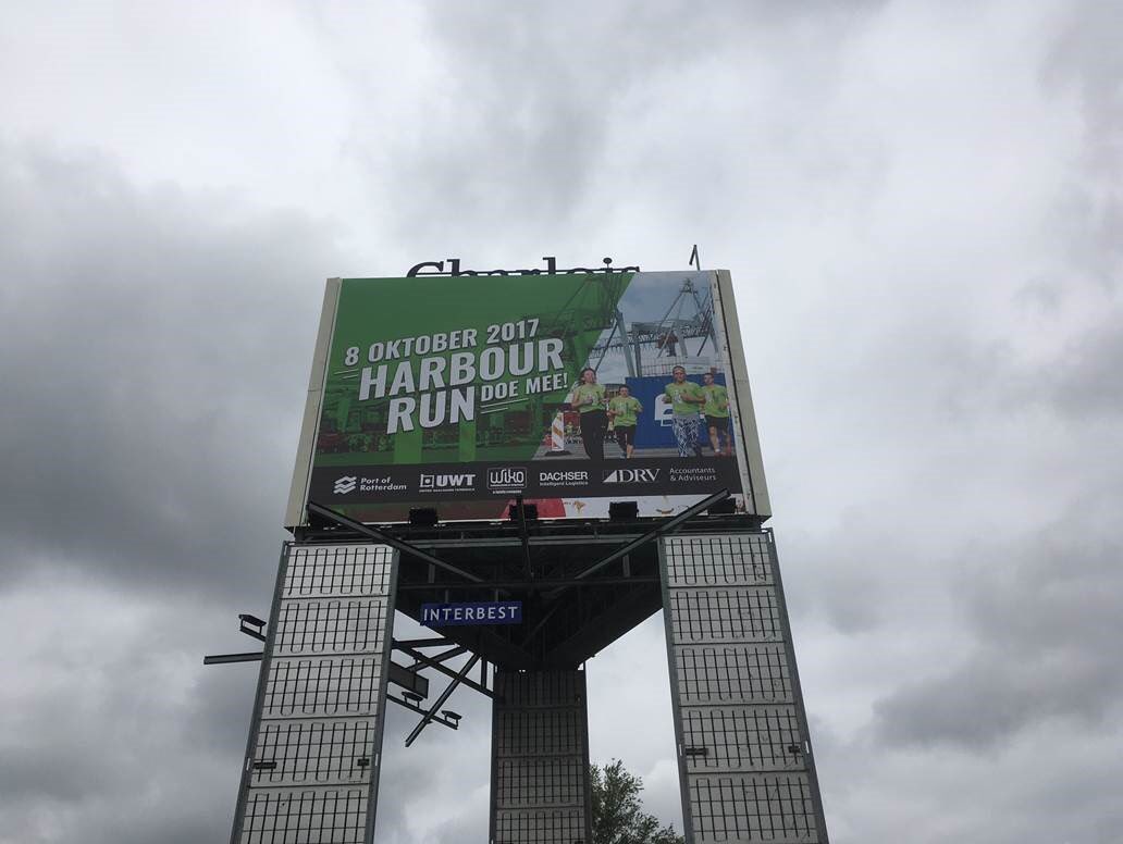 Heb je ons al gezien langs de A15 ter hoogte van afslag Charlois? Wij doen weer mee aan de Harbour Run, ben jij er ook bij? #harbourrun2017