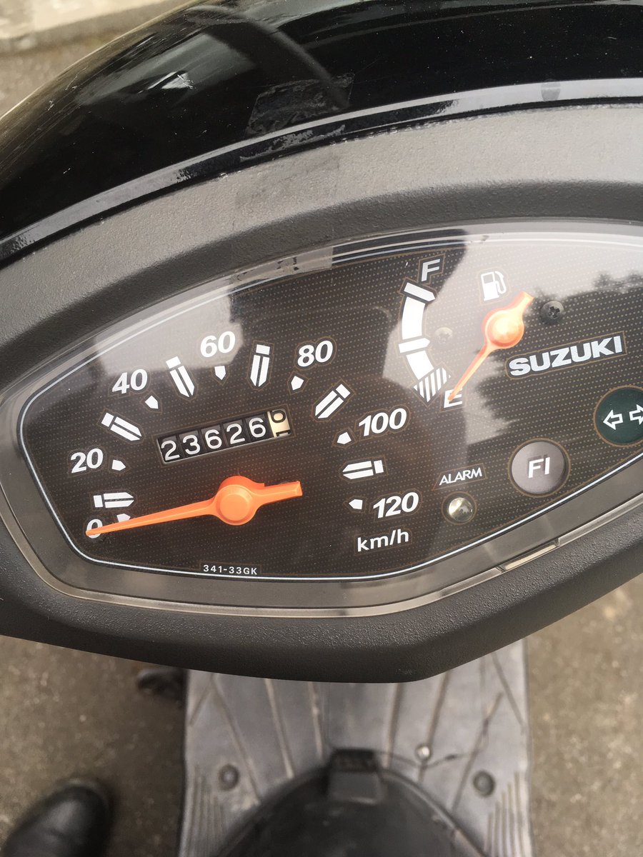 AddressV125Gsel's tweet photo. 主なカスタム点
フロントフォーク
ブレーキディスク
ブレーキシリンダー
リアショック
グリップ
ミラー
フェンダーレス
メーター球赤
くらいです。
100km確認してます。
不具合はエンジンストールがあるくらいです。
外装は傷多いです https://t.co/EIs73tkvD6