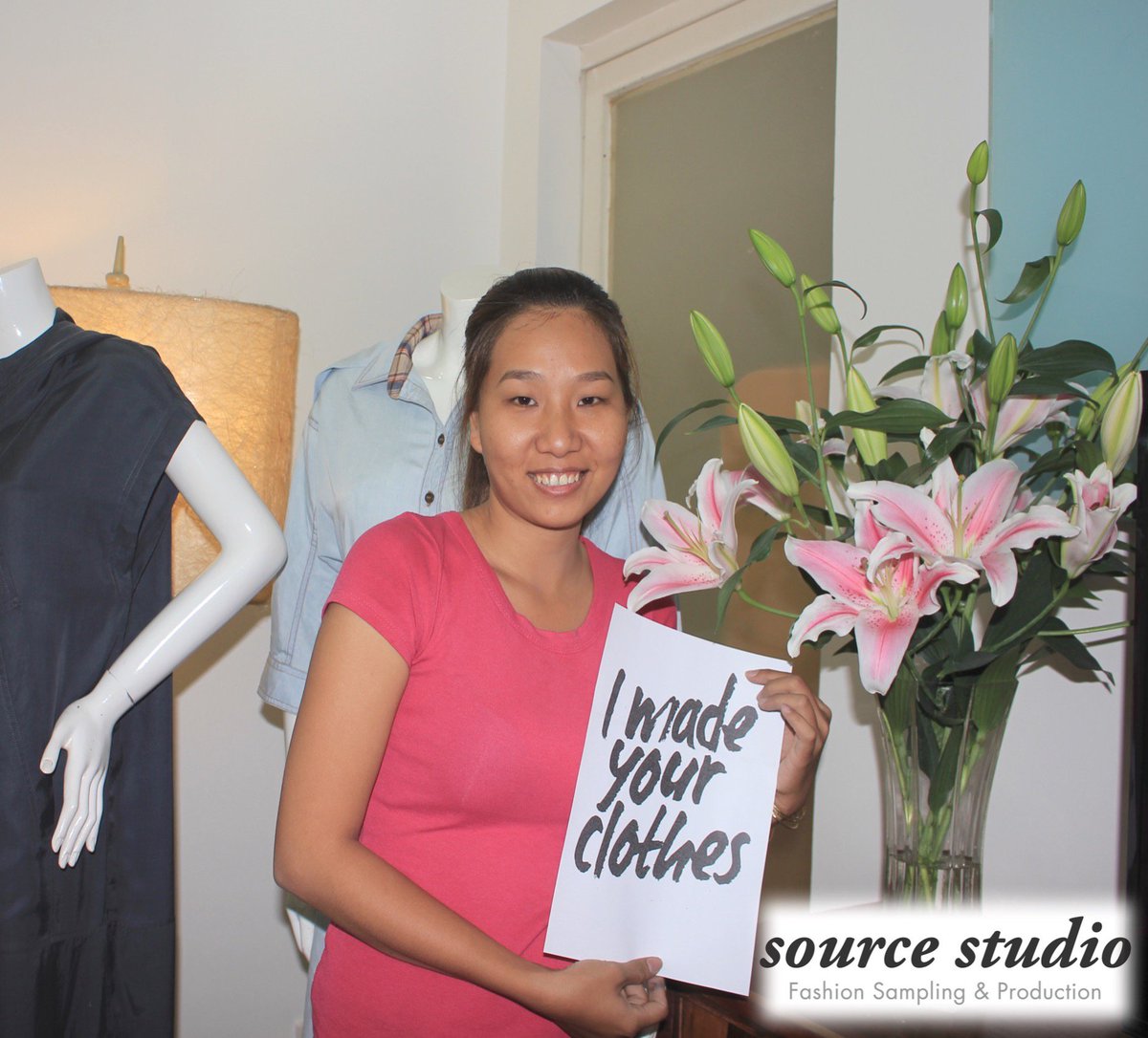 sourcestudioco's tweet image. Meet our #SamplingTeam member! 
She is so happy to receive a Thank You from our #ukdesigners 
#IMadeYourClothes @Fash_Rev #lfw #londonstyles