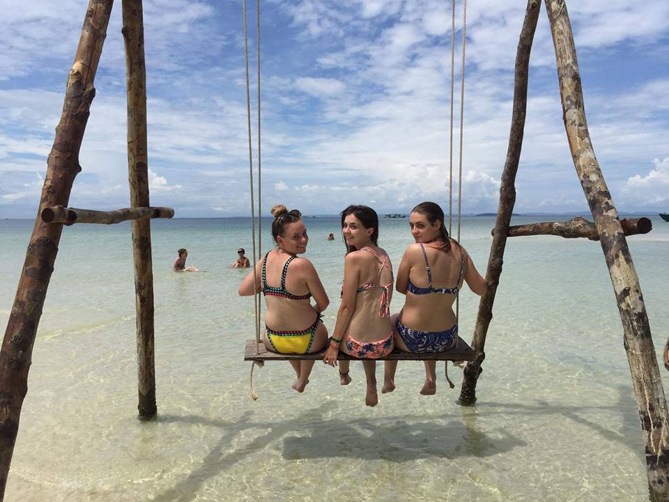 CambodiaCamps's tweet photo. Island Tour in Koh Rong 😍🌴🏖⛱ https://t.co/kN05TKF0Gn
