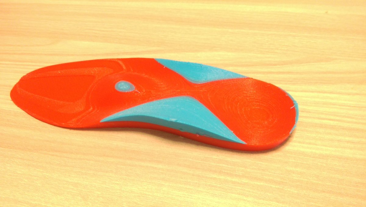 Stampatreddi's tweet photo. RAPID prototyping flexible materials...Tpu by STAMPATREDDi @MakeShaper @3DShoes @Flexi3D @FILO_ALFA @DesignBox3D https://t.co/QisbzQKTbw