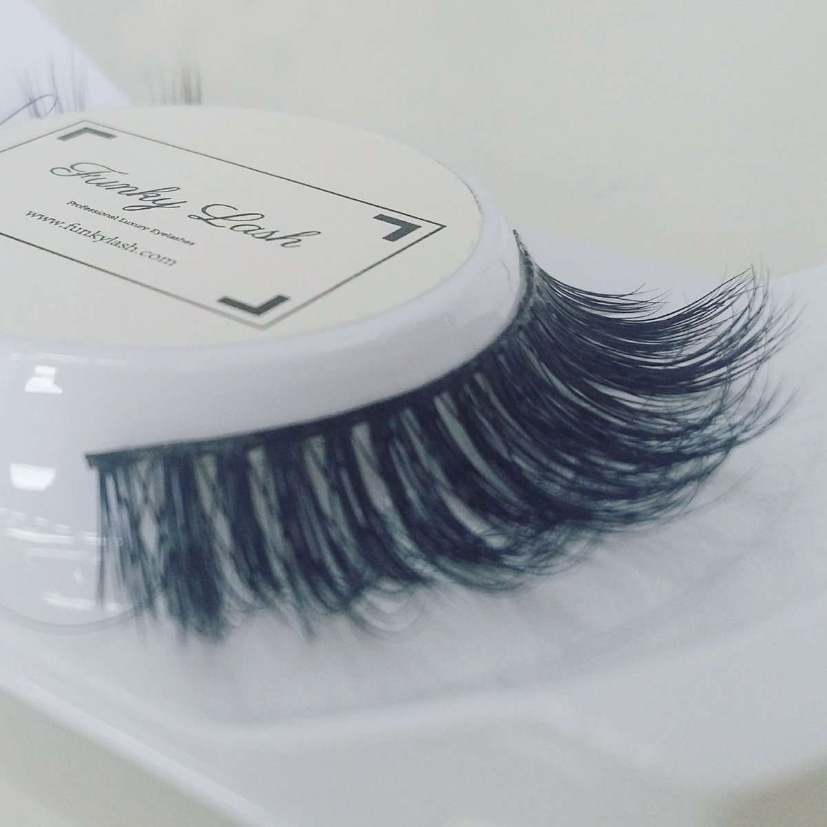Funky_Lash's tweet photo. GIVEAWAY 💕 

RT &amp; FOLLOW us to #win a pair of #FunkyLash strip lashes of your choice! 

Ends July 25th!! 

#GRLPOWR #lovelylashes https://t.co/JFs7ROb7At