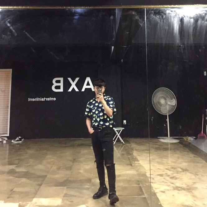 AxisB_official's tweet photo. [#대영] 

힘내자 

#AxisB #アシズビ https://t.co/iuqDBj6kQ4
