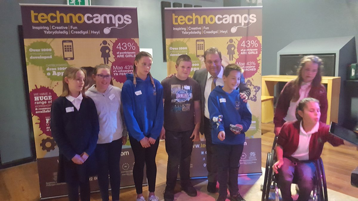 Technocamps (@technocamps) on Twitter photo Sir Thomas Picton Team 4 at #TCRobotics17. #Technocamps Sir Thomas Picton Team 4 at #TCRobotics17. #Technocamps