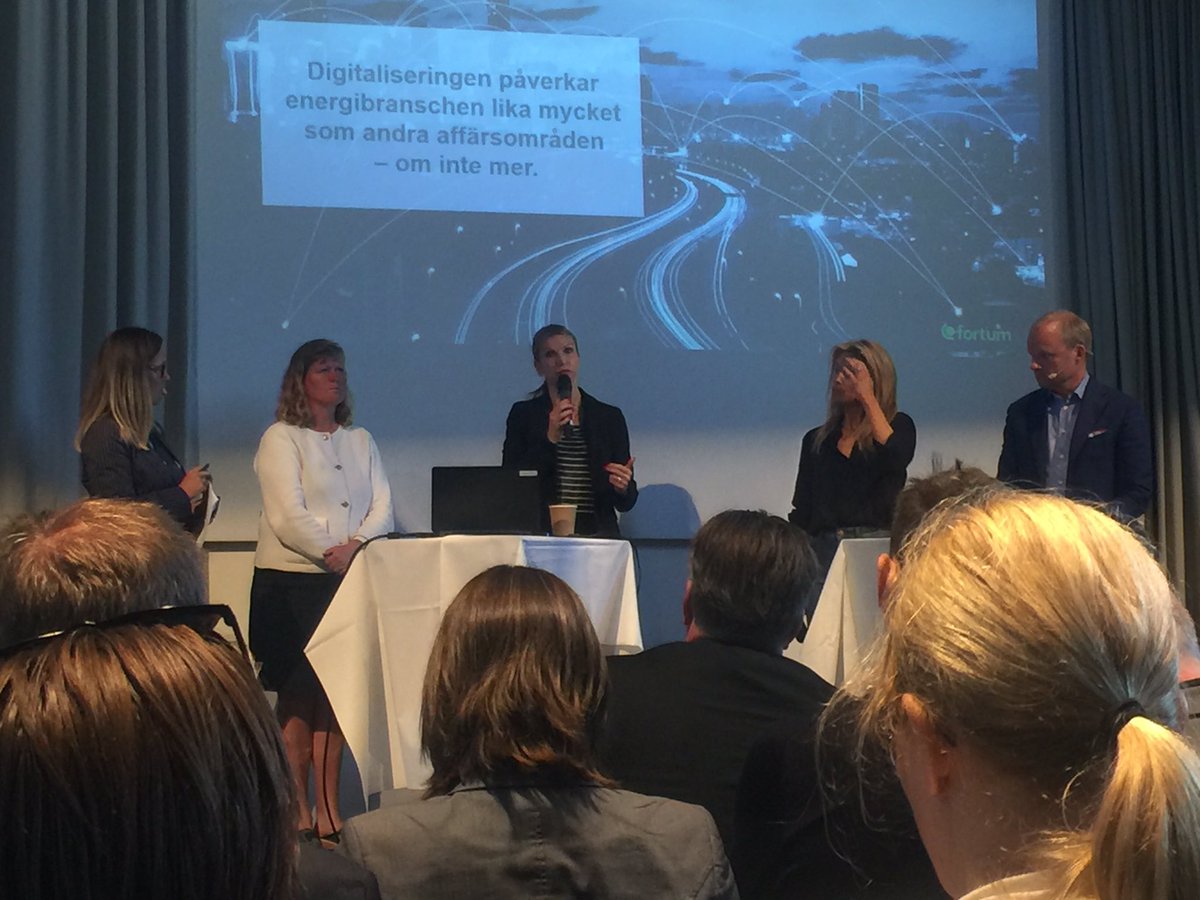 KvistEva's tweet photo. Grymt bra dialog kring digitalisering och innovation, tack #fortum https://t.co/VtuIO986I3