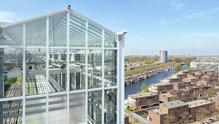 De vertical farm is een revolutie op landbouwgebied. <a href="/tudelft/">TU Delft</a> &amp; <a href="/WUR/">Wageningen U&R</a>  zijn op zoek naar partners voor onderzoek: bit.ly/2uhyceU