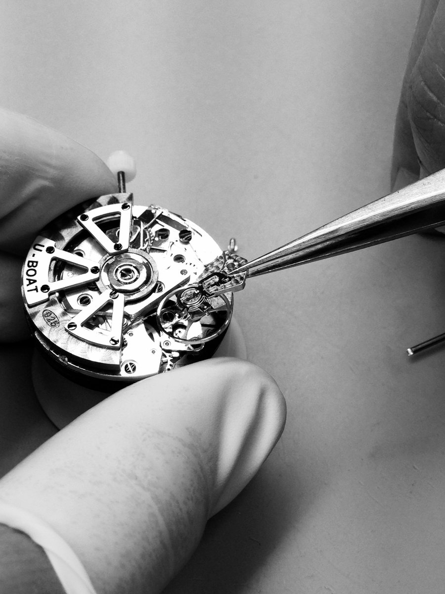 UBOATWATCHES's tweet photo. taking a sneak peek from #UBOATLab #handmadejewelry #italianstyle #italofontanadesign #uboatwatchofficial #UBOATmakingoff https://t.co/A86Utnm0Ws