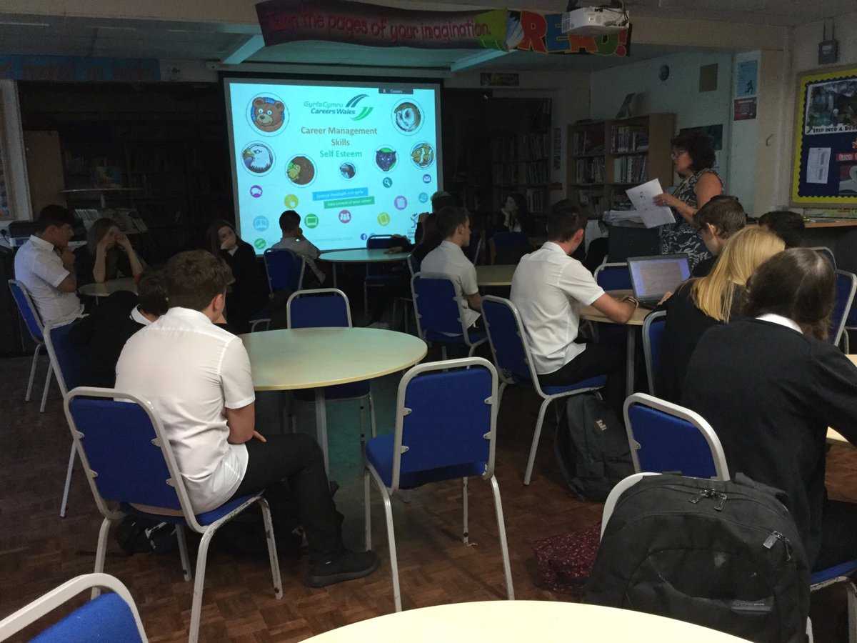 CoedcaeSchool's tweet image. Year 10 pupils using the ICT suites to carry out research &amp;amp; learn about the world of work @CW_Llanelli #computersavvy