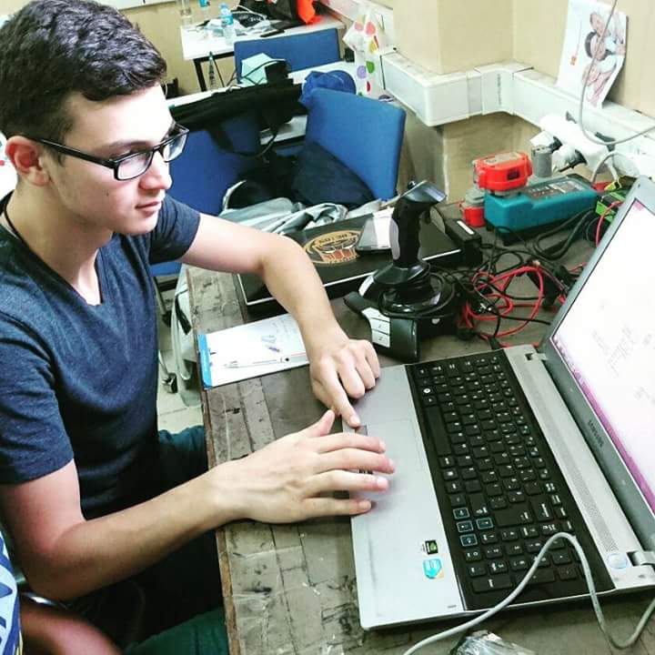 allstarturkey's tweet photo. We believe success comes with hard work and this is the best way to achieve more.#steamworks2017 #frc #FIRSTcomesfirst #robots https://t.co/3okTfGvjNd