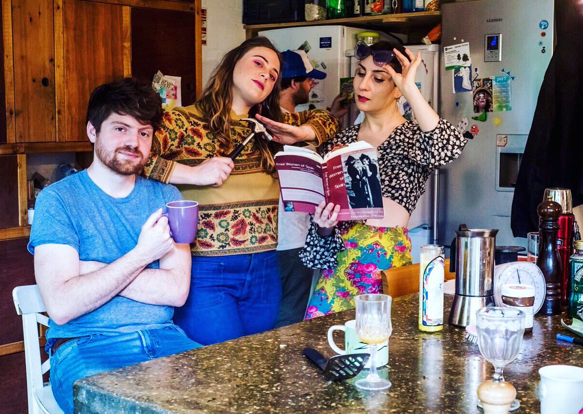 🔟 DAYS of #garmpit until our EP 🐙 'Jelly' 🐙 is HOME WITH U 🏡 bit.ly/2s88w5i &amp; our 🆓 show w/<a href="/CharlaFantasma/">Charla Fantasma</a> bit.ly/2ttb3Ih