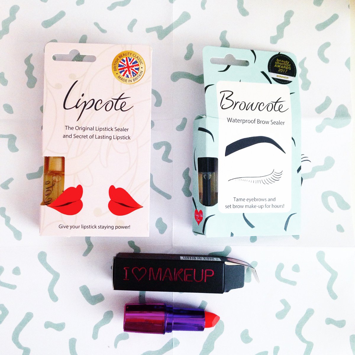 alicebolton1's tweet photo. @LoveLipcote thankyou so much for my lovely surprises in the post ! I'm ecstatic! #lipsticklover #lipcote #browcote https://t.co/wL2aRi0nYd
