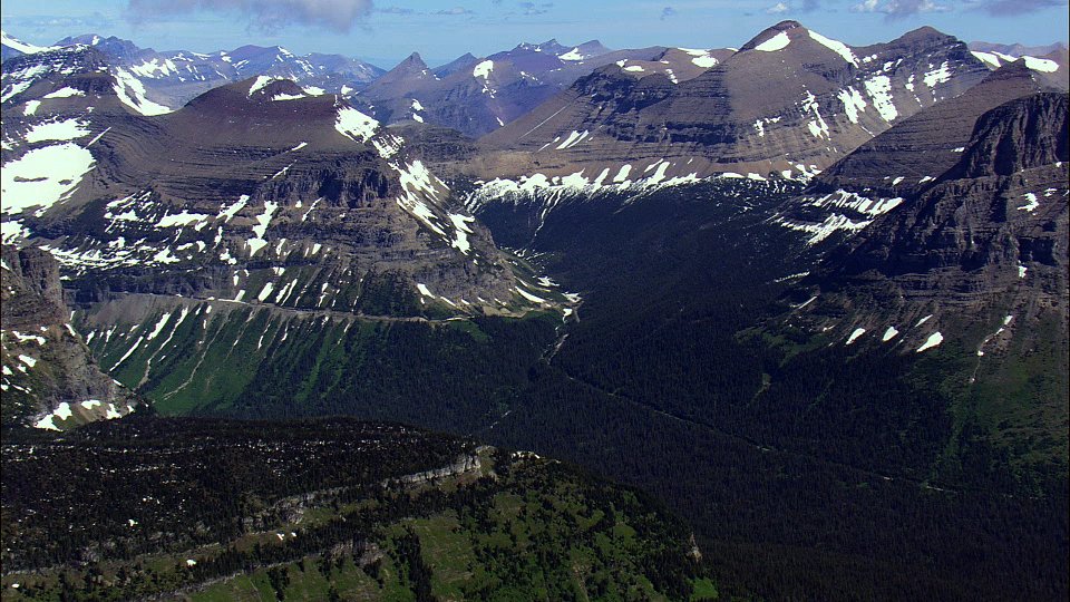 Celebramos el 4 de Julio visitando Estados Unidos desde las perspectivas más impresionantes, como estas montañas de Nebraska #4thofJuly
