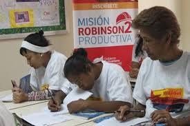 CDCETachira's tweet photo. Misión Robinson: 14 años llevando la luz del conocimiento. https://t.co/9ofrvHdyHE