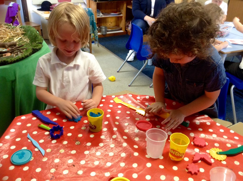 "Do you like it here? Are you a bit scared? It's ok you get used to it!" #transition <a href="/Usk_nursery/">Usk Nursery</a>