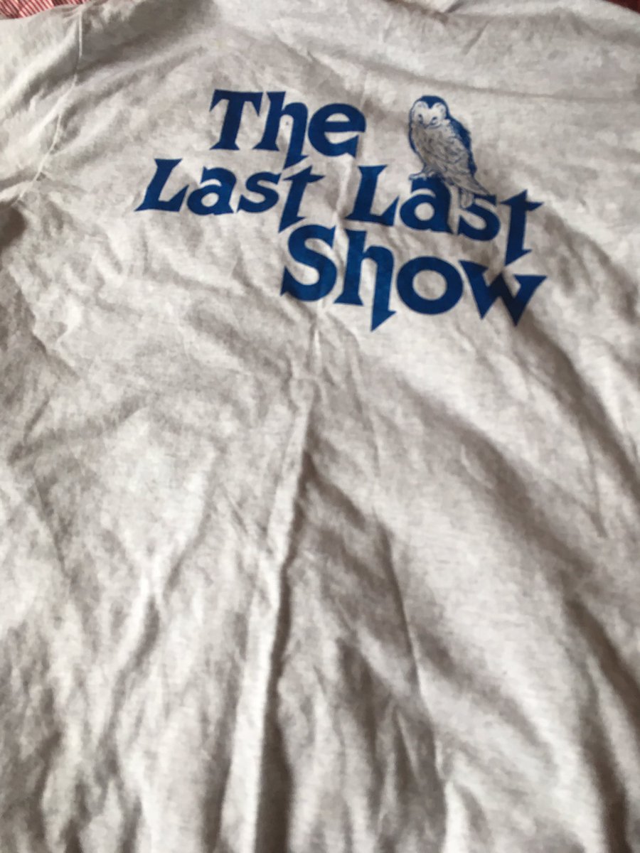 Strtrs's tweet image. Hey twitter I found one of our last show shirts. It's a medium. Hit me up if you want it. €12 posted.