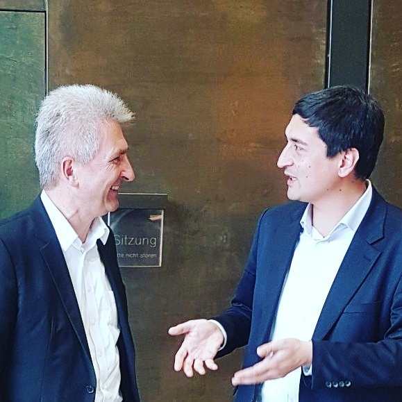 Austausch mit Minister <a href="/a_pinkwart/">Andreas Pinkwart</a> zu Gründerkultur: NRW von bürokrat. Fesseln befreien! Vorschläge? Mail an rainer.matheisen@landtag.nrw.de