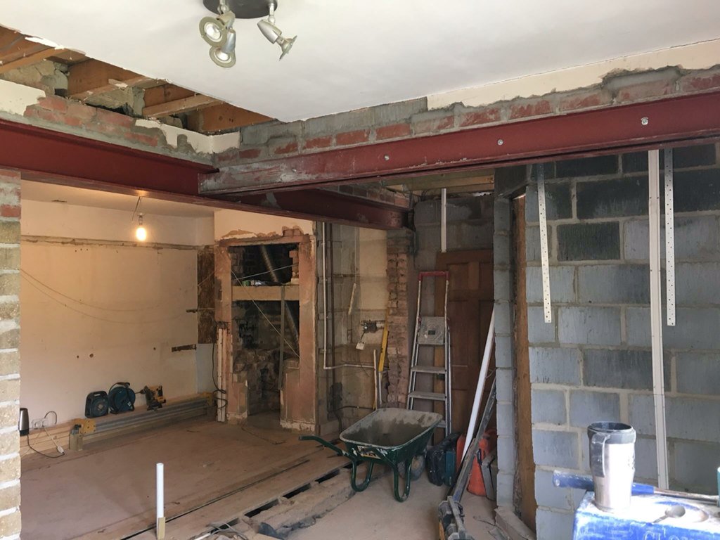 MasterTradesmen's tweet image. A single-storey #extension in Bury St Edmunds, #Suffolk, being carried out by members HBD Ltd #MasterTradesmen