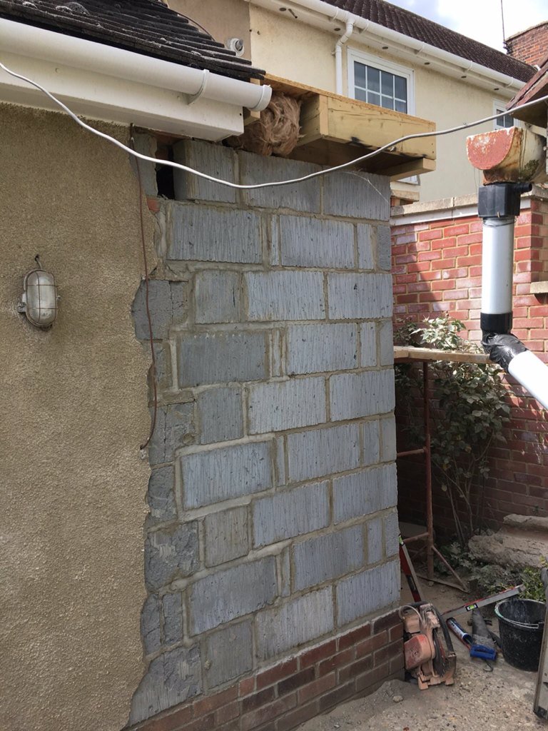 MasterTradesmen's tweet image. A single-storey #extension in Bury St Edmunds, #Suffolk, being carried out by members HBD Ltd #MasterTradesmen