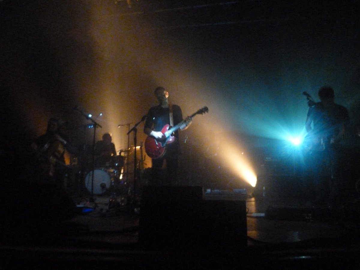 elohaeloha's tweet photo. #ABlazeofFeather @StIvesGuildhall last night #MickeySmith #BenHoward #IndiaBourne #NatWason #KyleKeegan
#RichThomas Mickey's haunting songs https://t.co/bYMyyWyoJX