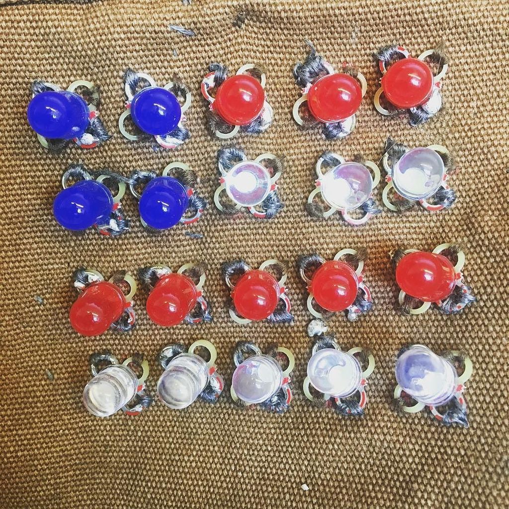 lectrifyit's tweet photo. Happy 4th of July! 🇺🇸 #4thofjuly #independenceday #sewablecircuits #DIY #circuits #wearableart #wearable #wearable… https://t.co/AnRoU7GJ64 https://t.co/7WgErHUiDy