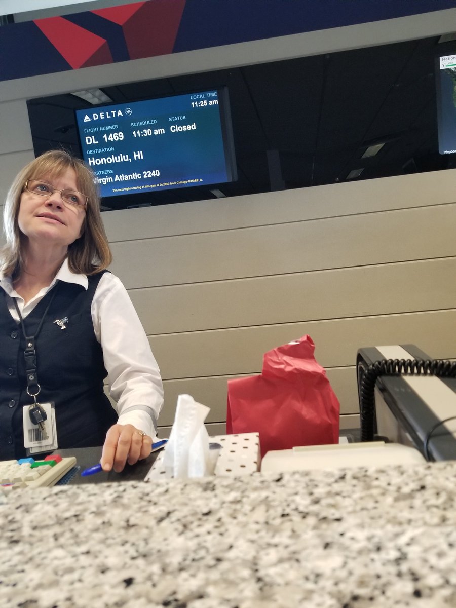 jayson8564's tweet image. Mechanical issues on connecting flight, ran to catch next flight and delta closed gate early, Thanks delta @Delta