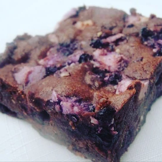 chaosissweet's tweet photo. Blueberry Goat Cheese brownies with lemon available tomorrow night! https://t.co/ezr5xvIhhN