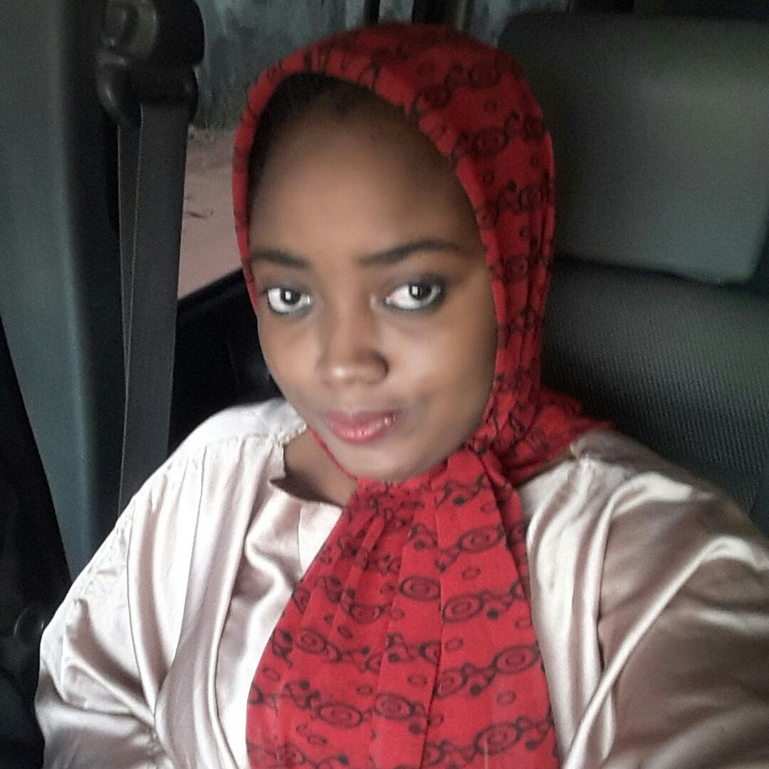 NafeesahCheezy's tweet photo. #NewProfilePic https://t.co/iYCN6IbyTk