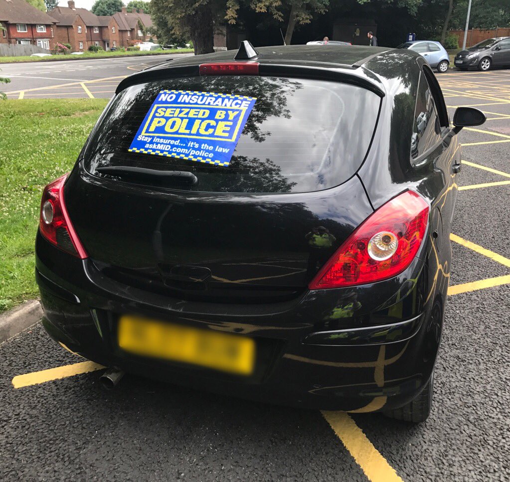SurreyRoadCops's tweet photo. Defective brake light lead to no driving licence &amp; no insurance, which lead to immigration offences = arrested + car seized. https://t.co/8jgRcJ57Q9