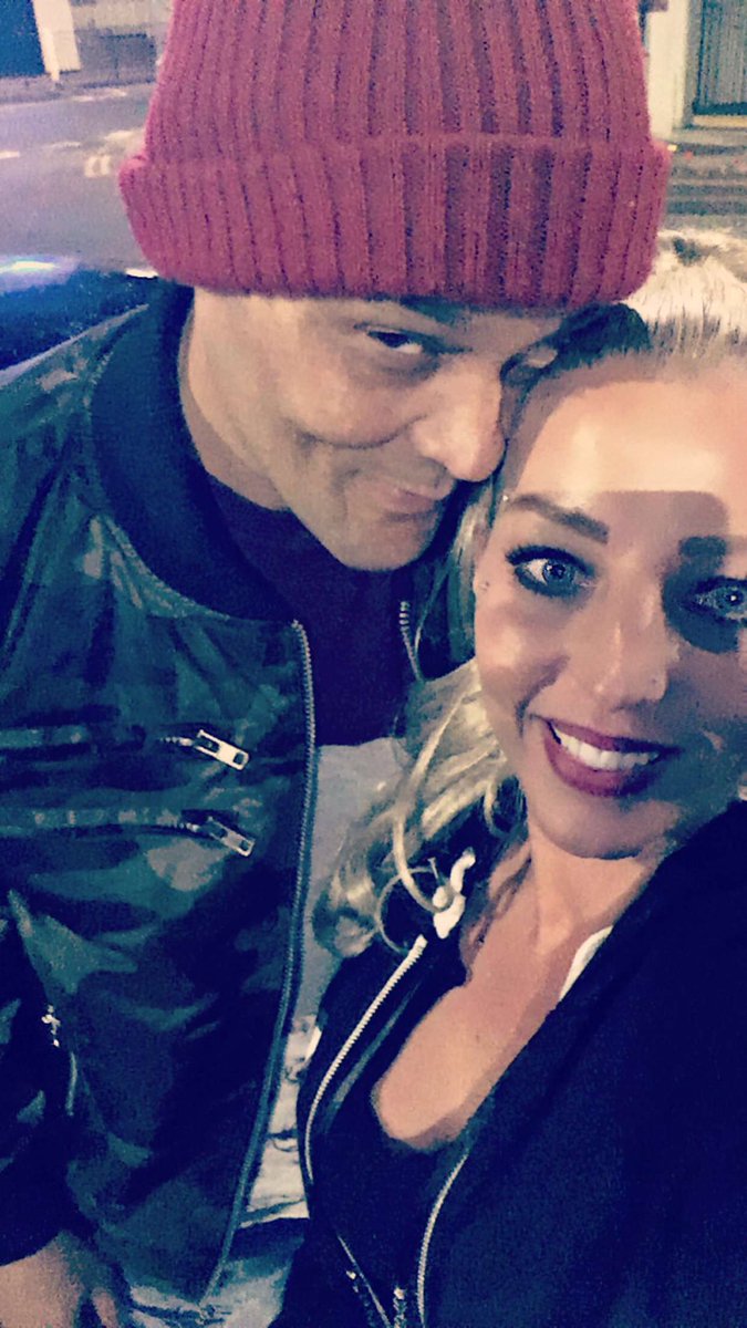 PeachStevens1's tweet photo. @realemceestorm #raving #raversreunited https://t.co/DAVgbbwP1s