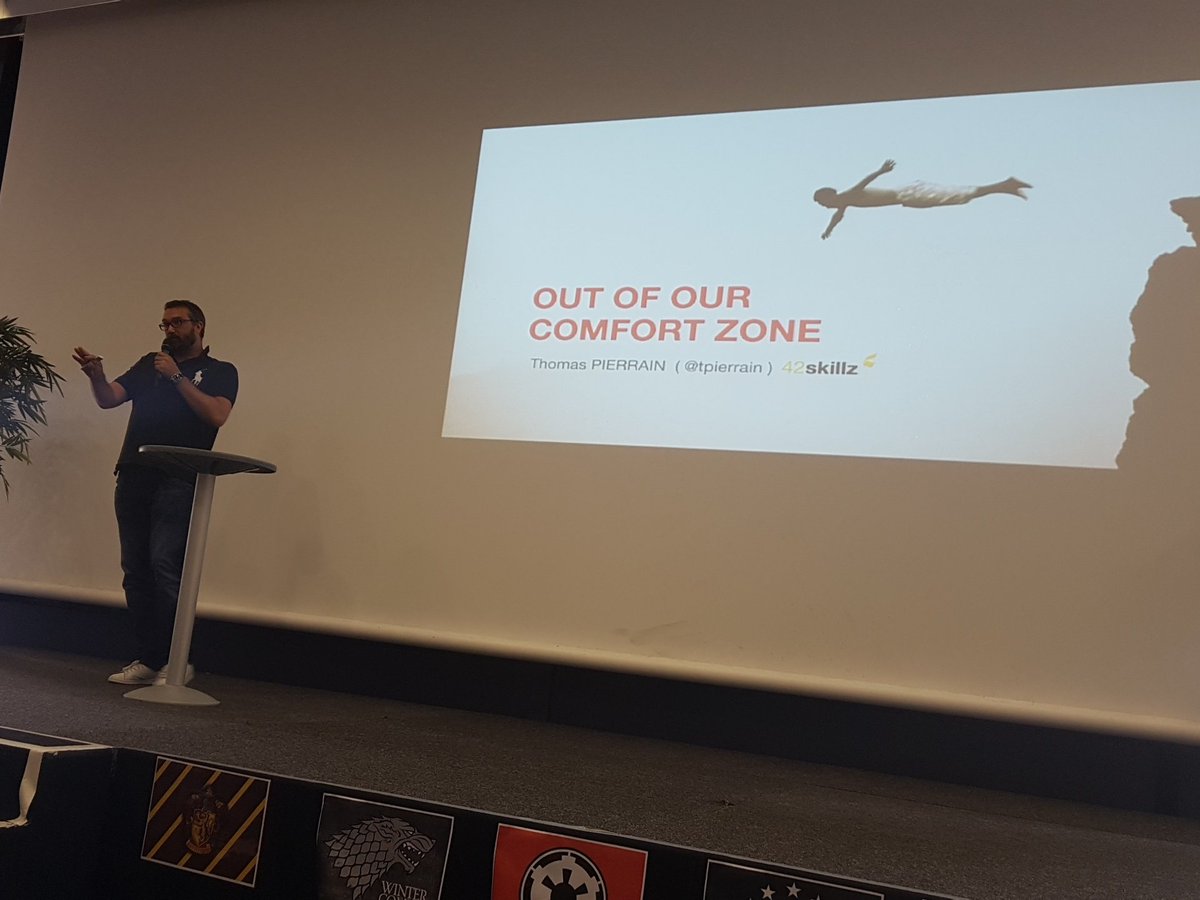 cyrillegrifo's tweet photo. Keynote "sortir de sa zone de confort" par @tpierrain #pleniere2017 #AXAWebcenter #ThePlaceToDev https://t.co/R2x2MkpreJ