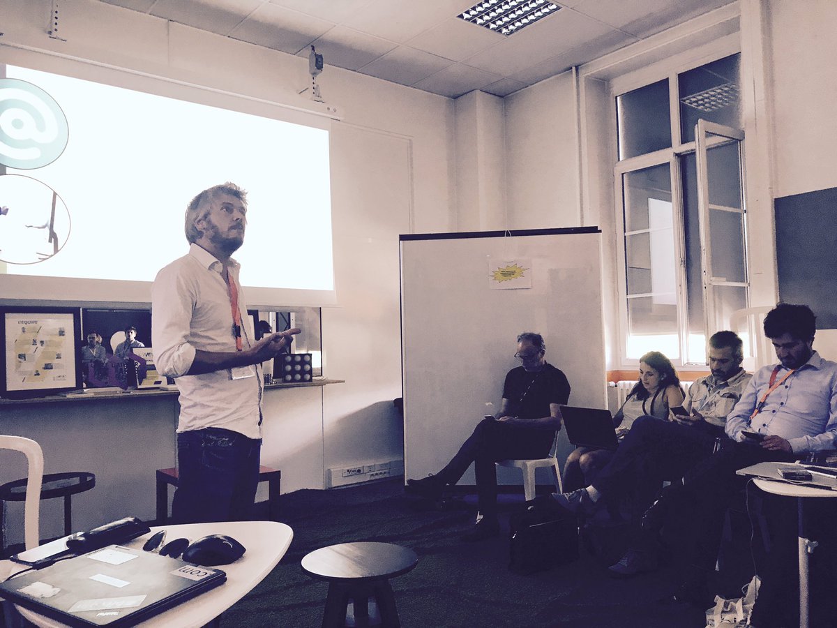 Adrian <a href="/Adrian_Sauzade/">Adrian</a> parle des différents types d'actifs numériques possibles. #Bitcoin #blockchain #ID2017